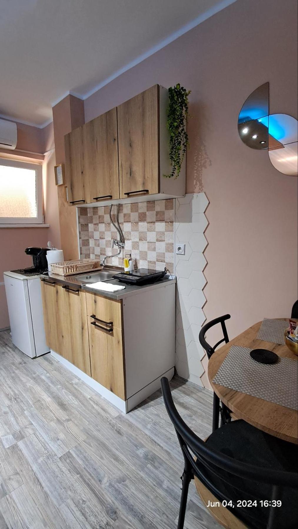 Apartman Iva 자예카르 외부 사진